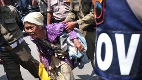 Pengamen dan Gepeng di Jakarta Dipulangkan ke Daerah Asal