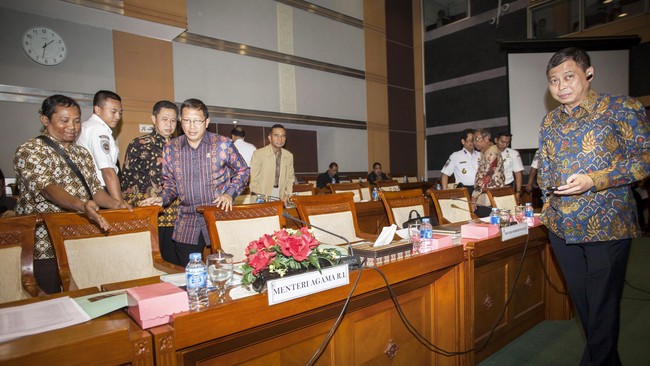 Dukungan DPR terhadap rencana pembatasan calon jamaah hanya untuk yang belum naik haji dilakukan untuk mendukung asas keadilan dalam beribadah.