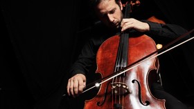 Membalut Musik Toba dengan Orkestra Austria