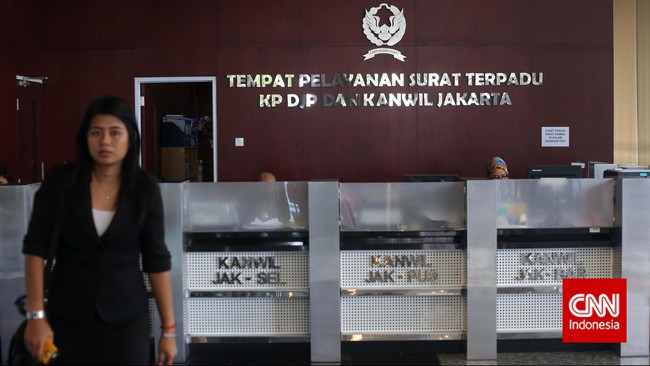 Direktorat Jenderal Pajak menginstruksikan 15 Kantor Pelayanan di Pulau Jawa dan Bali untuk melakukan uji coba transaksi pembayaran pajak secara elektronik.
