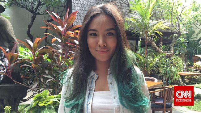 Kesempatan 'jalan-jalan' sekaligus bekerja membuat Marischka Prudence jadi ketagihan travelling.