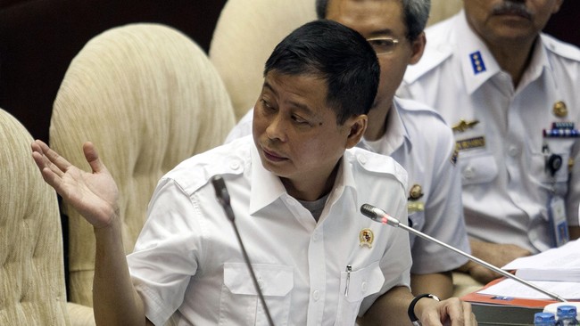 Kementerian Perhubungan menyatakan bakal segera mengadakan pertemuan dengan pihak Lion Air. Terdapat informasi keterlambatan terjadi karena kerusakan pesawat.