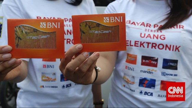 BNI menyumbangkan dana subsidi 'patungan' kartu uang elektronik berbiaya gratis yang akan dipasarkan pada 16-31 Oktober mendatang. 