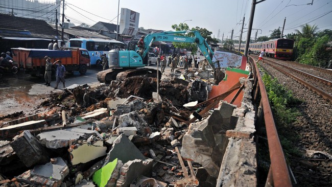 PT KAI mengklaim sebagai pemilik sah 7,3 hektare tanah di Medan, Sumatera Utara yang digunakan PT ACK untuk membangun pusat perbelanjaan dan apartemen.