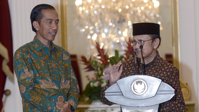 Beberapa pimpinan dunia tercatat menggunakan nama panggilan baik pemberian kerabat, nama kecil atau nama beken sebagai nama resmi di forum pemerintahan.