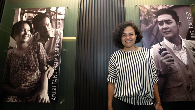 Mira Lesmana sangat mewanti-wanti jangan sampai anak-anak menonton film-film yang sudah ditetapkan untuk orang dewasa.