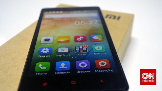 Meski menggunakan sistem operasi Android, namun Xiaomi mengubah sedemikian rupa hingga saat menggunakan Redmi Note mirip rasanya dengan ponsel iOS.