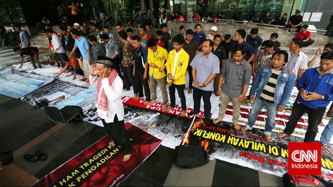 Para pegawai KPK, termasuk Deputi Pencegahan Johan Budi, berniat untuk mundur apabila seluruh pimpinan KPK ditetapkan sebagai tersangka oleh Polri.