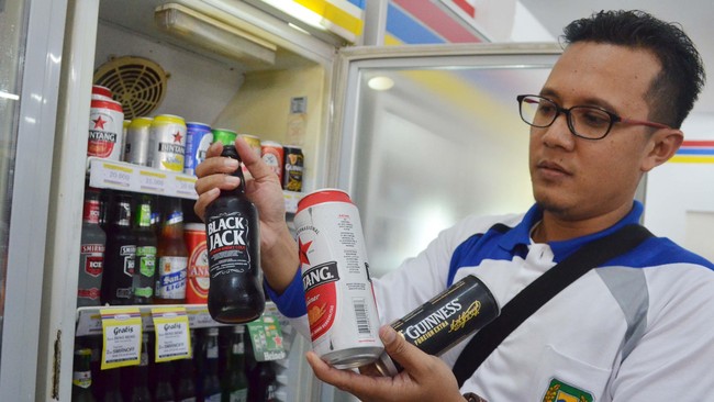 Supermarket, hypermarket, hotel, restoran menjadi saluran penjualan bir yang masih terbuka bagi produsen yang tidak boleh lagi menjual lewat minimarket.