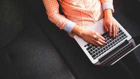 Cerita Gemas Para Ibu saat WFH Bersama Anak