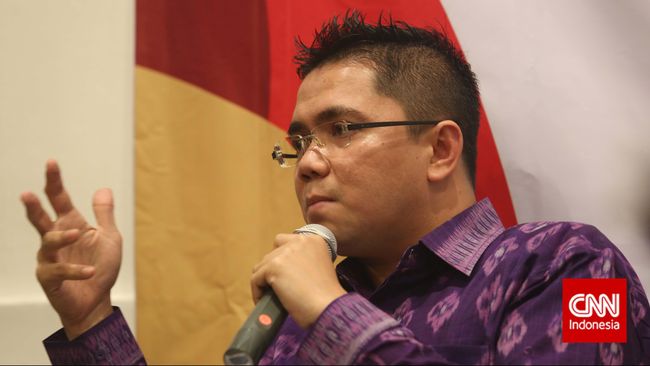 Mabes Polri Respons Arteria PDIP soal Penegak Hukum Tak Boleh Kena OTT Merespons pernyatakan anggota DPR dari Fraksi PDIP Arteria Dahlan soal penegak hukum tak boleh kena OTT, Mabes Polri memastikan bekerja sesuai UU.