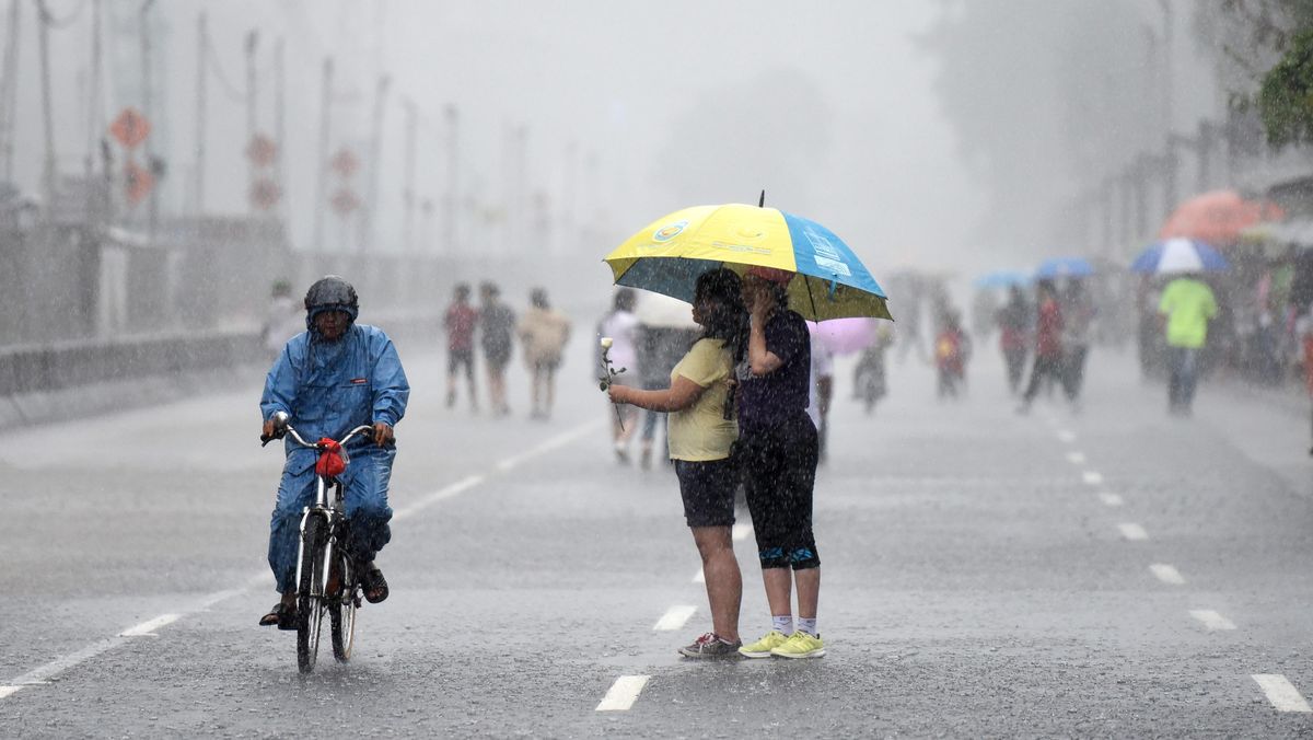 BMKG: Mayoritas Kota Besar di Indonesia Berawan hingga Hujan Ringan