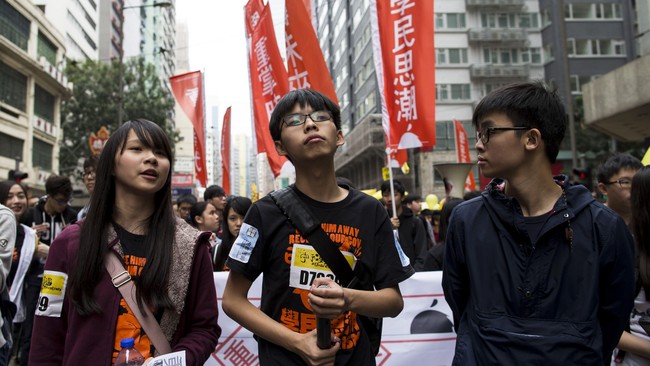 Aktivis demokrasi Hong Kong Joshua Wong, 21 tahun, dijebloskan ke penjara untuk kedua kalinya, Rabu (17/1).