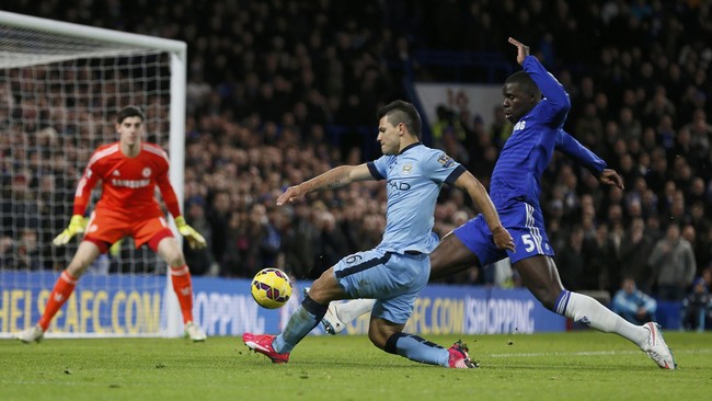 Manajer Chelsea Jose Mourinho mengapresiasi performa gemilang bek muda, Kurt Zouma. MoU pun menilai pemuda itu bisa mengganti John Terry di masa mendatang.
