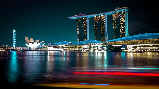 Investasi asing terbanyak ke sektor industri logam dasar, barang logam, bukan mesin dan peralatannya dengan nilai US$3,7 miliar.