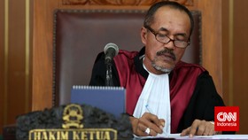 DPR Minta Publik Tak Menekan Hakim Sarpin Rizaldi