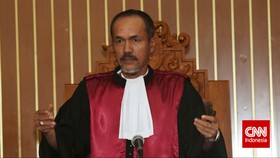 Terobos Hukum Acara, Hakim Sarpin Dinilai Layak Diberi Sanksi
