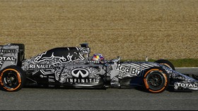 Renault: RB11 Siap Bersaing dengan Mercedes