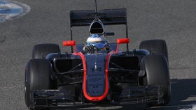 FIA Mulai Investigasi Kecelakaan Alonso