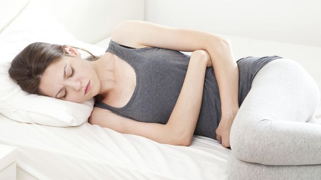 25 Persen Pengidap Endometriosis Berpikir untuk Bunuh Diri Sekitar 50 persen perempuan muda pengidap endometriosis berjuang untuk bisa berhubungan seks karena aktivitas tersebut sangat menyakitkan bagi mereka.