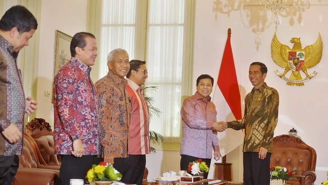 Wakil Ketua DPR Fadli Zon menilai sosialisasi draf revisi UU KPK tidak perlu dipersoalkan kerena merupakan usulan resmi dari Presiden Joko Widodo.