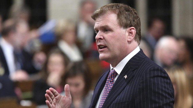 John Baird mengumumkan pengunduran dirinya, Selasa (3/2). Ia menegaskan tidak akan ikut mencalonkan kembali dalam pemilihan berikutnya, Oktober mendatang.