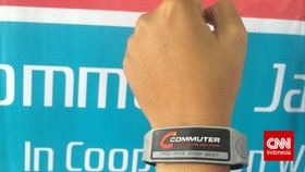 KCJ Banderol Satu Gelang Tiket KRL Rp 50 Ribu