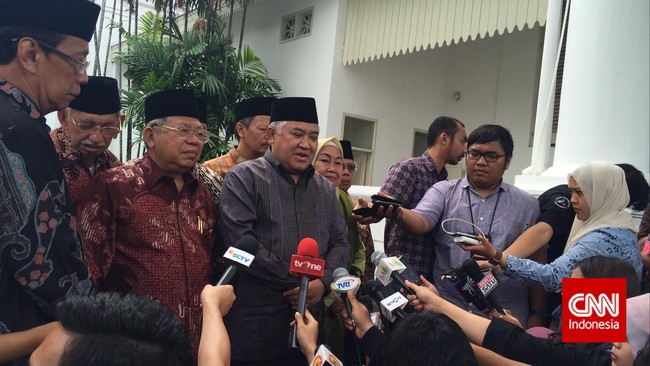 Ketua MUI minta Jokowi menghindari intervensi dan mendengarkan kata hatinya dalam mengambil keputusan terkait pencalonan Kapolri.