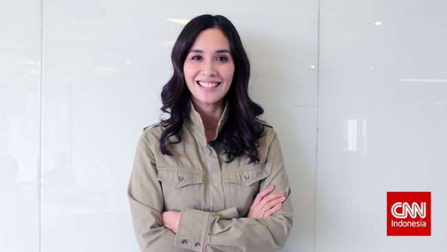 Berbeda dengan pementasan sebelumnya, Nyai Ontosoroh akan diperankan oleh Marsha Timothy setelah pementasan sebelumnya diperankan oleh Happy Salma.