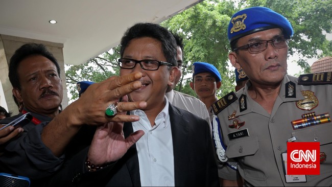 Selain memberikan bukti, Hasto juga akan mengklarifikasi pernyataanya di Komisi III DPR pekan lalu terkait pertemuan dirinya dengan Ketua KPK Abraham Samad.