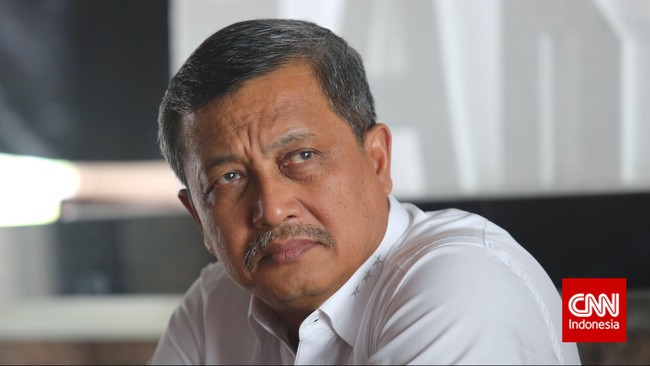 Anggota tim 9 sekaligus mantan Wakapolri Komjen Oegroseno menilai Kompolnas tak kompeten menyeleksi calon Kapolri yang meloloskan Komjen Budi Gunawan.