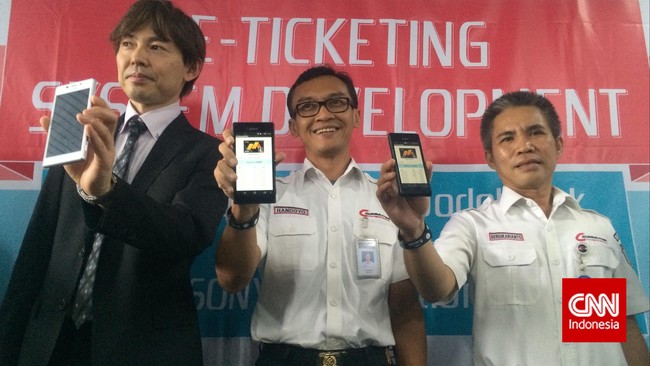 Pemerintah menargetkan 1,2 juta penumpang KRL per hari pada 2019. Sampai dengan 2015, rata-ratanya baru sekitar 647 ribu orang per hari