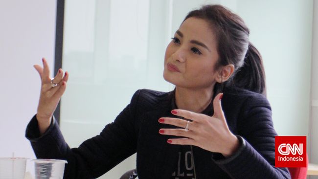 Apa jadinya jika Anda pergi ke bioskop untuk menonton film horor pada tengah malah malah terjebak aksi pembunuh sadis?