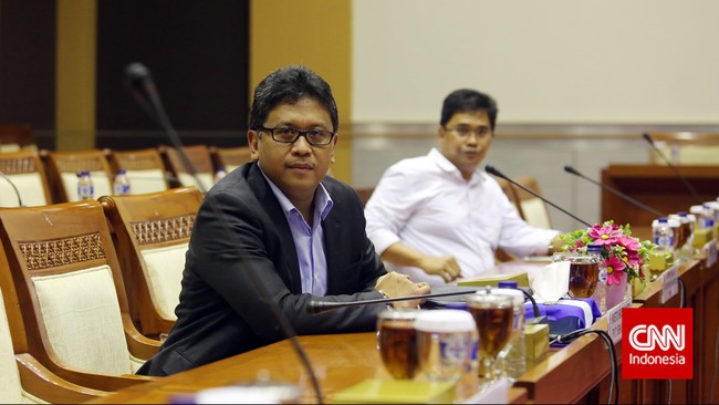 Sejumlah nama yang akan dipanggil DPR terkait tudingan terhadap Samad yaitu Tjahju Kumolo, Andi Widjajanto, Hendropriyono, dan Feriyani Lim.