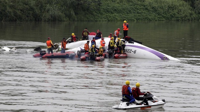 Kecelakaan yang menewaskan 31 orang pada Rabu lalu, bukan yang pertama menimpa TransAsia. Sejak 1995, insiden Rabu kemarin adalah yang kelima menimpa TransAsia.