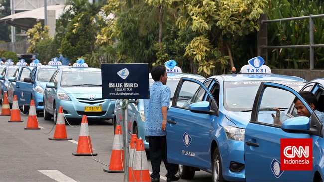 PT Blue Bird Tbk menyatakan Elliana Wibowo bukanlah salah satu pemegang saham perusahaan transportasi tersebut.