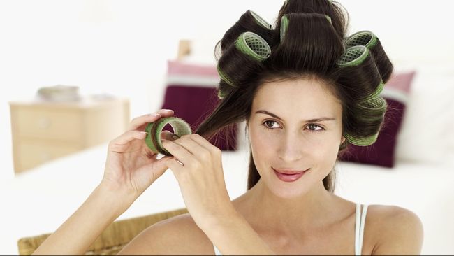 Citra rambut sebagai mahkota perempuan rasanya perlu dijaga betul agar rambut tetap memancarkan keindahannya. 
