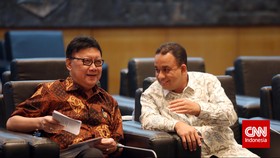 Tjahjo Tertawa Dengar Ramalan Anies Jadi Penyelamat Negeri