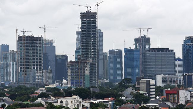 Ekonom Respons Positif Perluasan Pembebasan PBB DKI Jakarta Ekonom menilai positif perluasan pembebasan Pajak Bumi dan Bangunan Perdesaan dan Perkotan Gubernur DKI Jakarta Anies Baswedan, meski beleid menuai kontroversi.