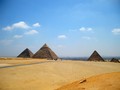 Ledakan Bom Lukai Belasan Turis di Dekat Piramida Giza