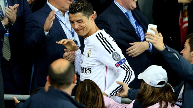 Kehadiran Crisitiano Ronaldo menjadikan laga-laga tim nasional Portugal sebagai pertandingan dengan resiko tinggi akan ancaman teror.