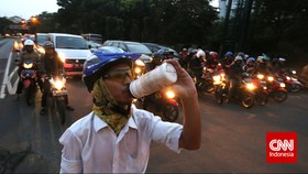 Netizen Riuh Jakarta Masih Ramai Usai PSBB Corona Diumumkan