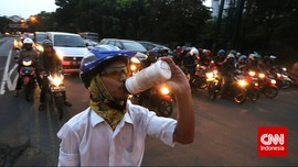 Netizen Riuh Jakarta Masih Ramai Usai PSBB Corona Diumumkan