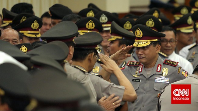 Empat nama masuk daftar baru calon Kapolri yang disusun Kompolnas, siap diserahkan ke Presiden Jokowi kapanpun diminta. Siapa saja mereka?