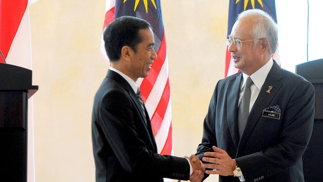 Kerjasama Proton dengan PT Adiperkasa Citra Lestari (ACL) dalam proyek mobil nasional dinilai akan mematikan harapan industri mobil lokal.