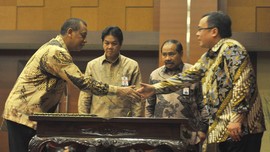 Menkeu Tunjuk Ken Dwijugiasteadi Jadi Dirjen Pajak