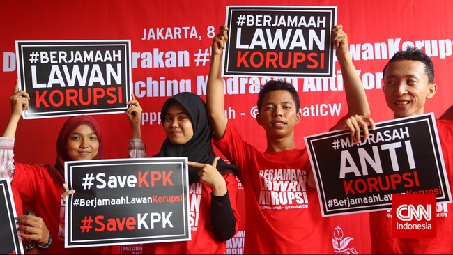 LBH Jakarta sebut, pengacara yang membantu kriminalisasi adalah pengacara yang biasanya ditunjuk oleh para polisi untuk mendampingi sang tersangka.