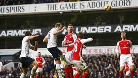 Ledakan Harry Kane di Derby London Utara