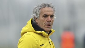 Pelatih Baru Bologna Bekas Juru Taktik Timnas Italia