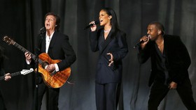 Kanye West Sudah Seperti John Lennon 'The Beatles'